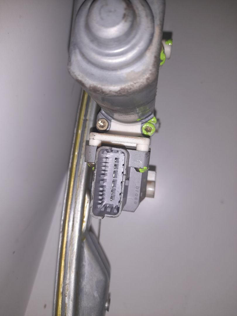 Elevalunas trasero izquierdo citroen c5 berlina exclusive