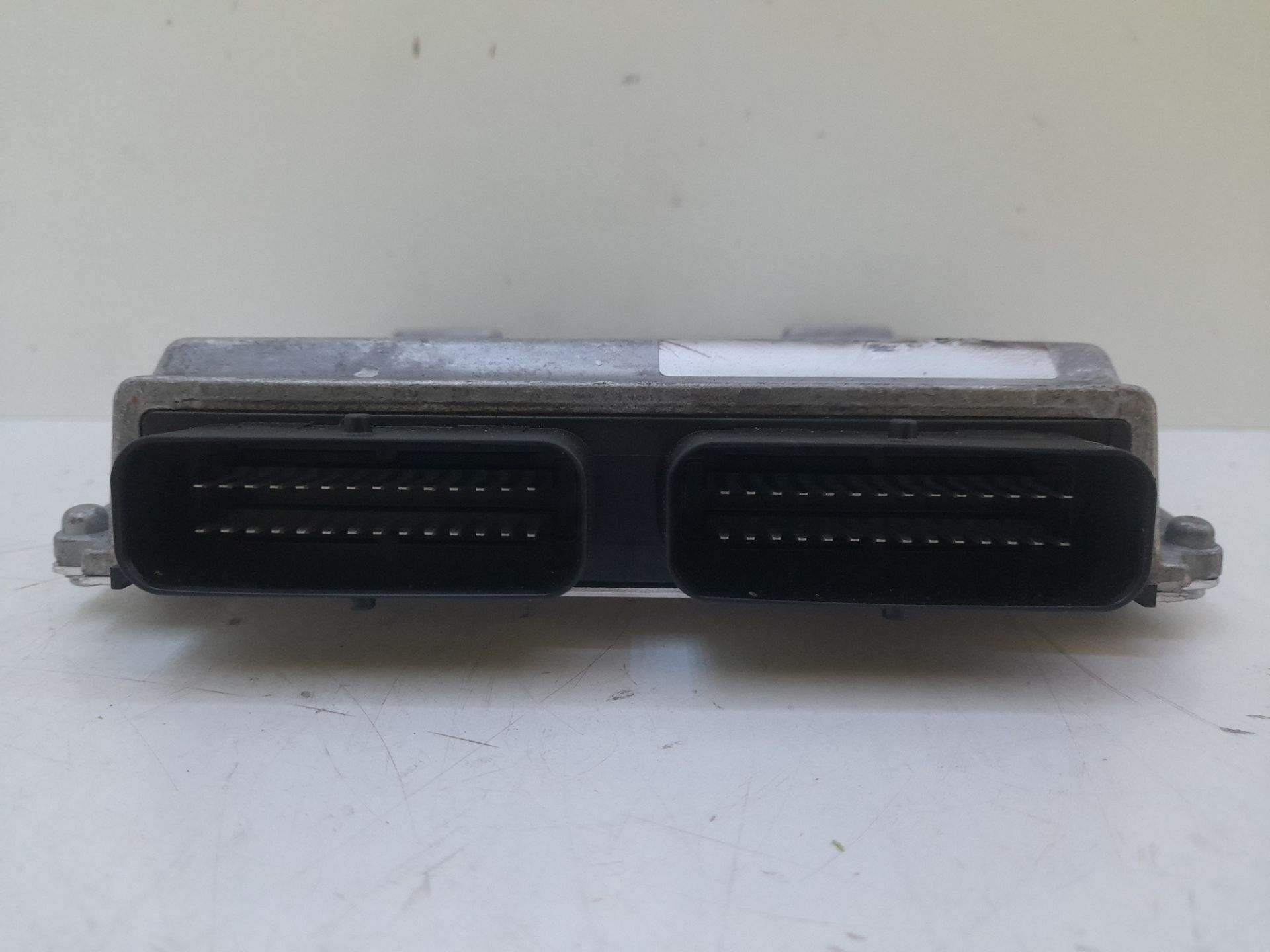 Centralita motor uce dacia sandero iii 