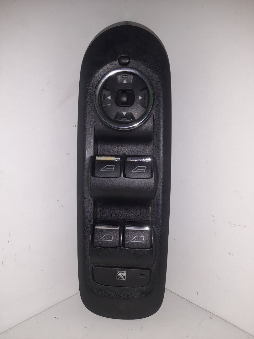 Mando elevalunas delantero izquierdo ford mondeo berlina (ca2) ghia