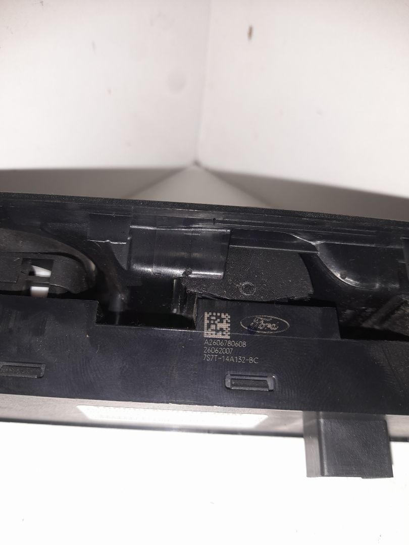 Mando elevalunas delantero izquierdo ford mondeo berlina (ca2) ghia