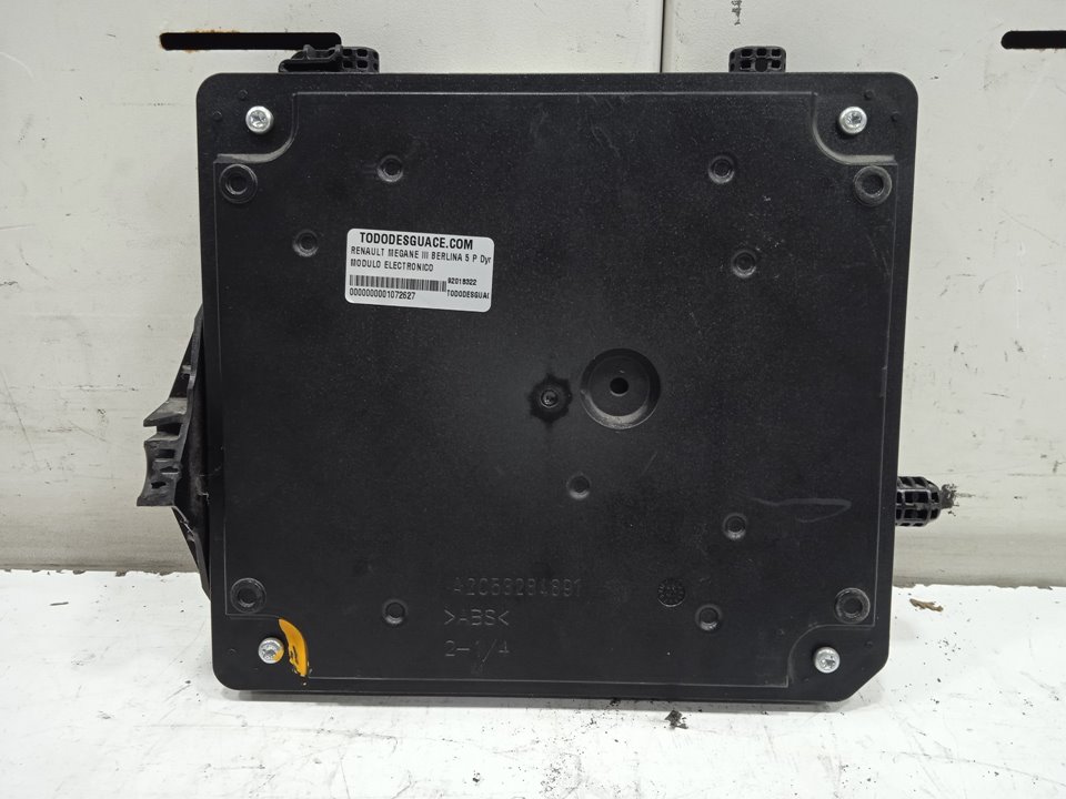 Modulo electronico renault megane iii berlina 5p dynamique