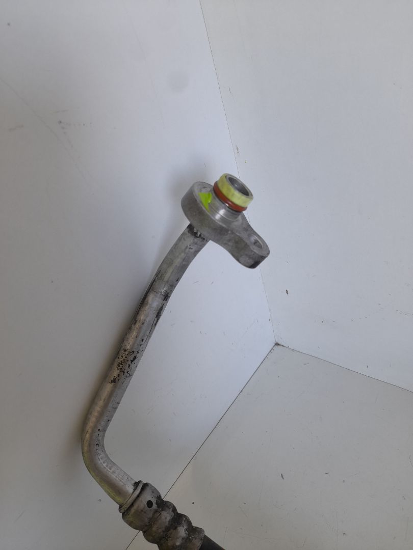 No identificado toyota yaris (p13) hybrid feel!