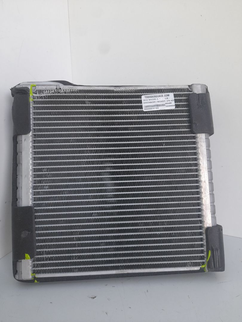Condensador / radiador  aire acondicionado dacia sandero iii 