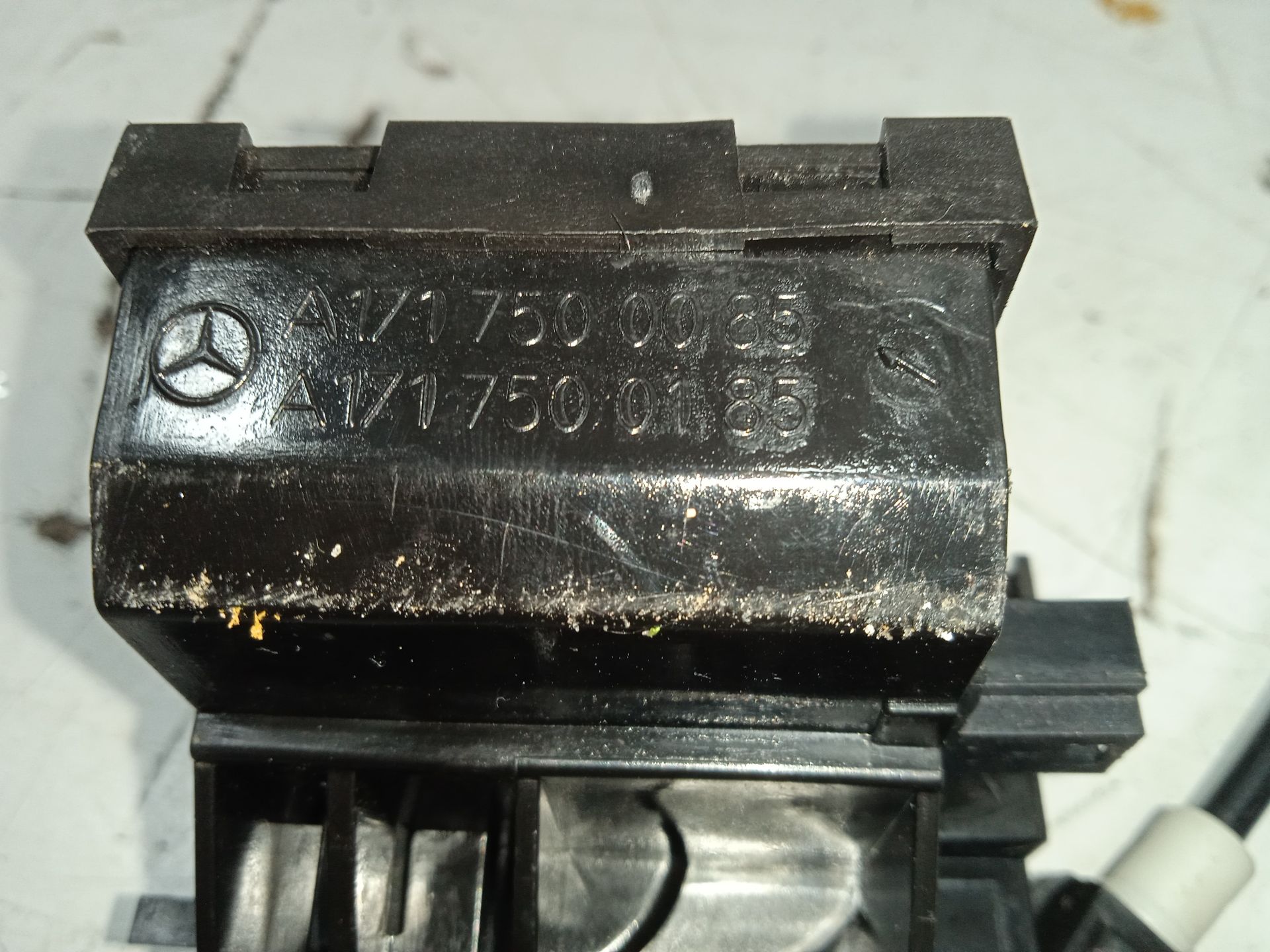 Cerradura maletero / porton mercedes-benz clase e (bm 211) berlina e 500  4matic (211.083)
