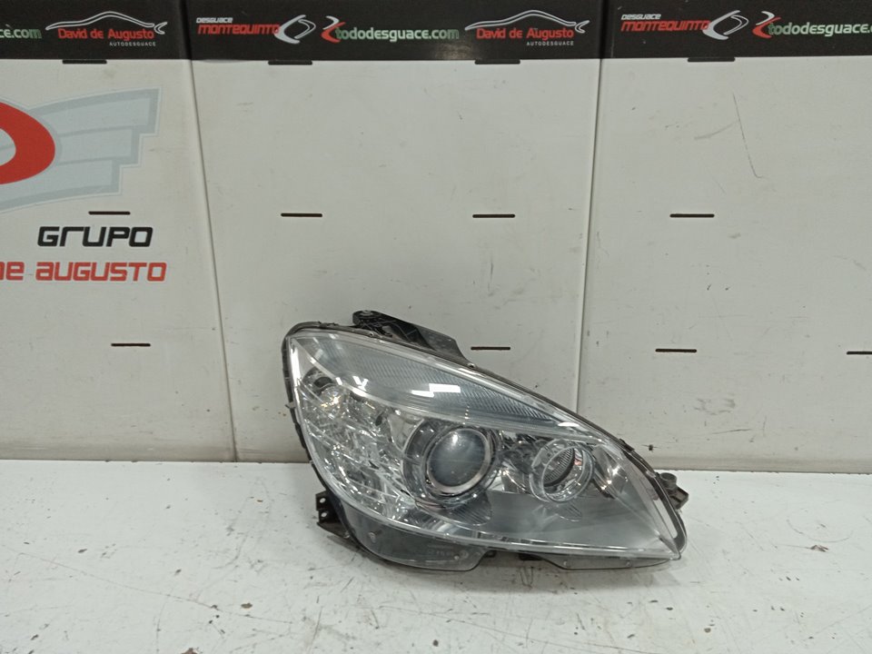 Faro derecho mercedes-benz clase c (bm 204) berlina c 220 cdi (204.008)