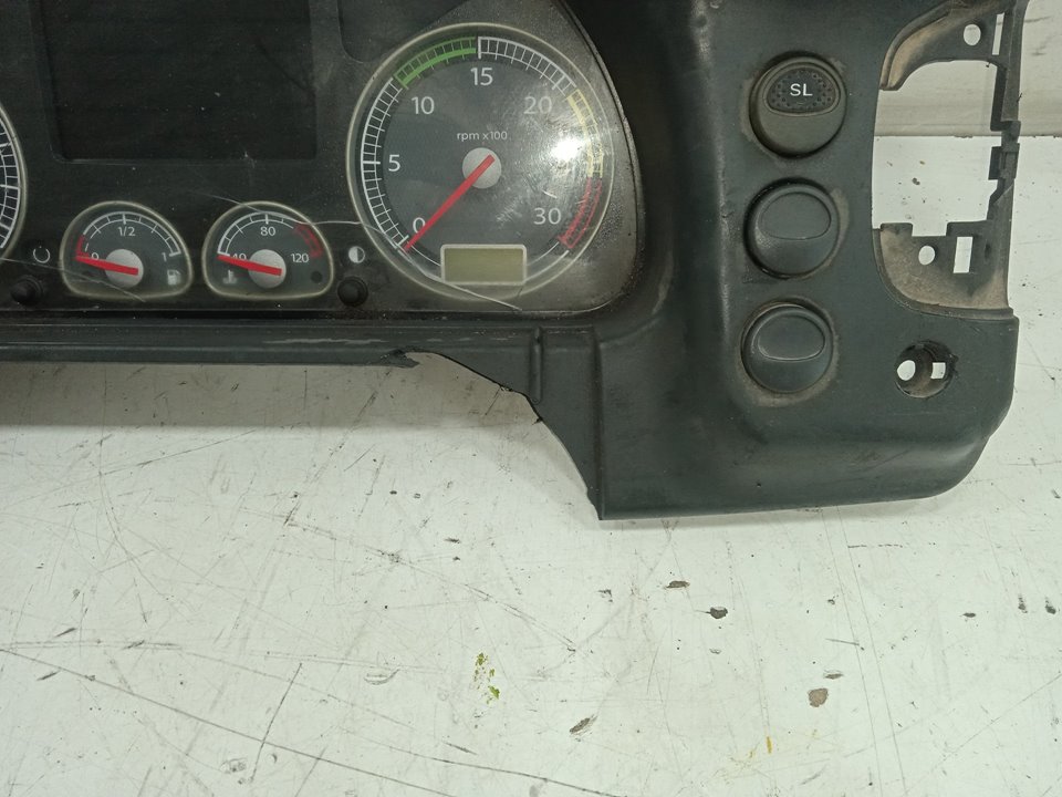 Cuadro instrumentos iveco stralis (as)(2002) 