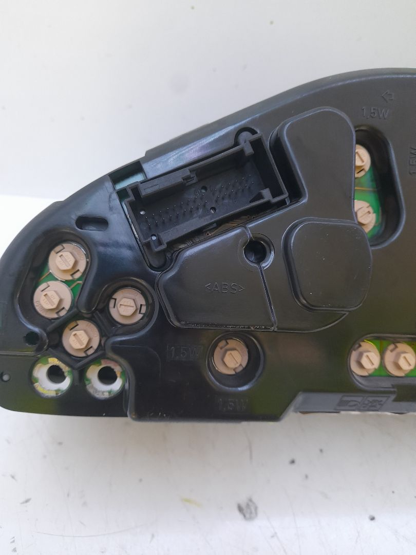 Cuadro instrumentos mercedes-benz clase e (bm 210) berlina 