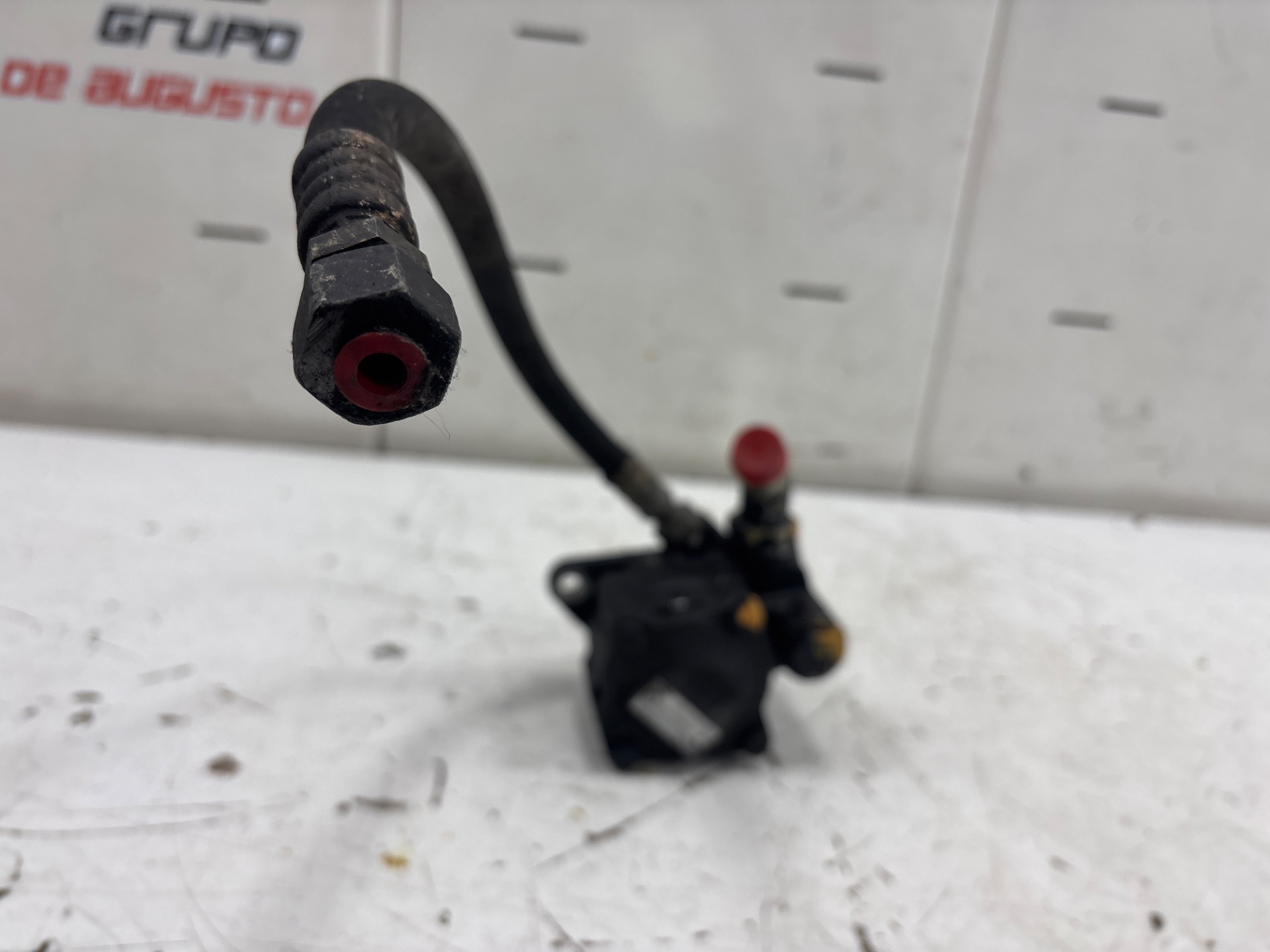 Bomba direccion mercedes-benz atego 3-ejes 26 t bm 95024 (1998) 2528  (6x2)       om 906 la l 