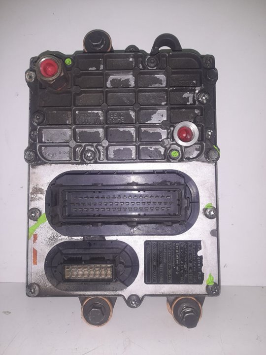 Centralita motor uce mercedes-benz  no identificado