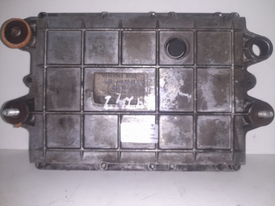 Centralita motor uce mercedes-benz  no identificado