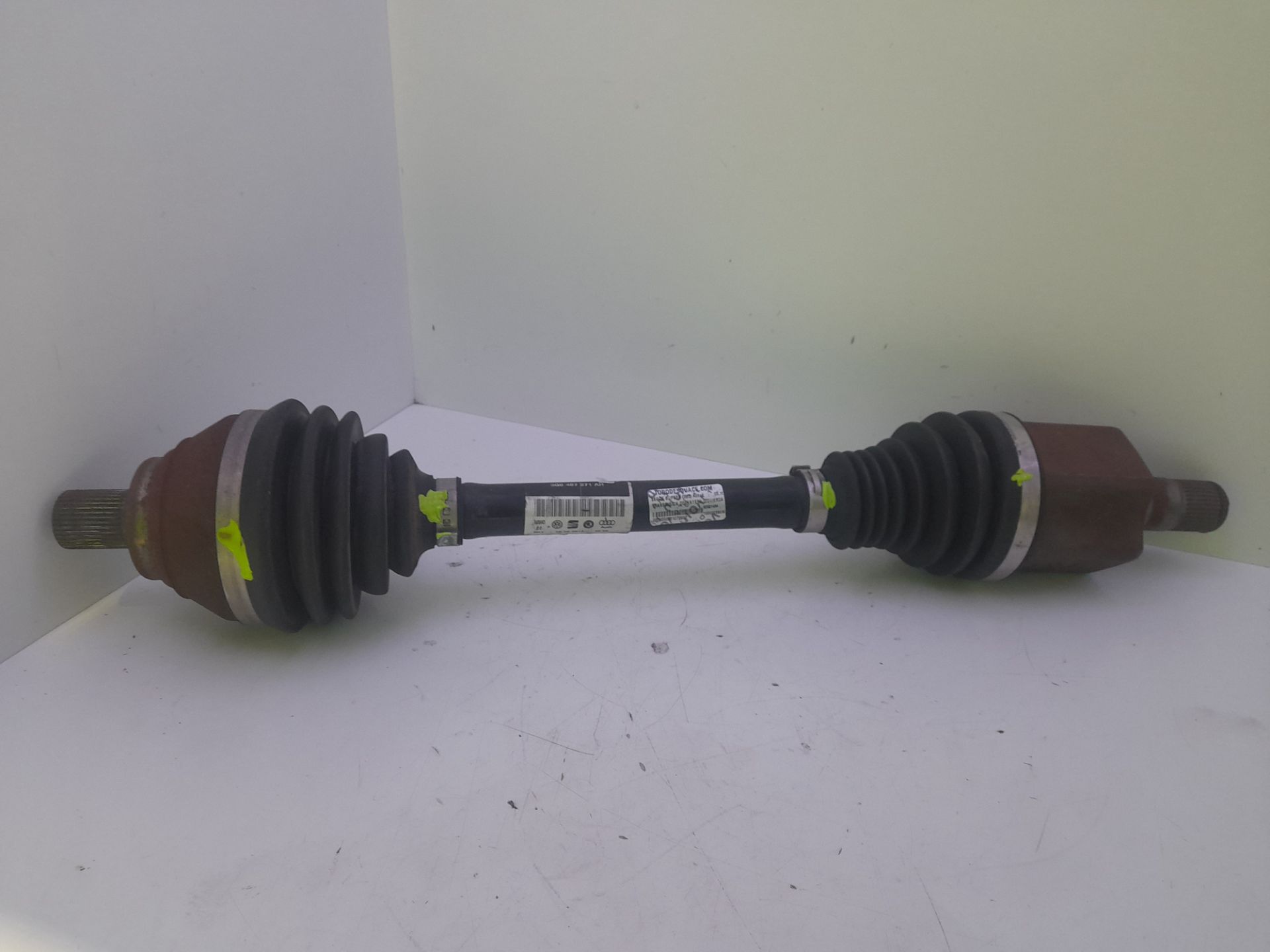 Transmision delantera izquierda skoda superb berlina (3v3) active