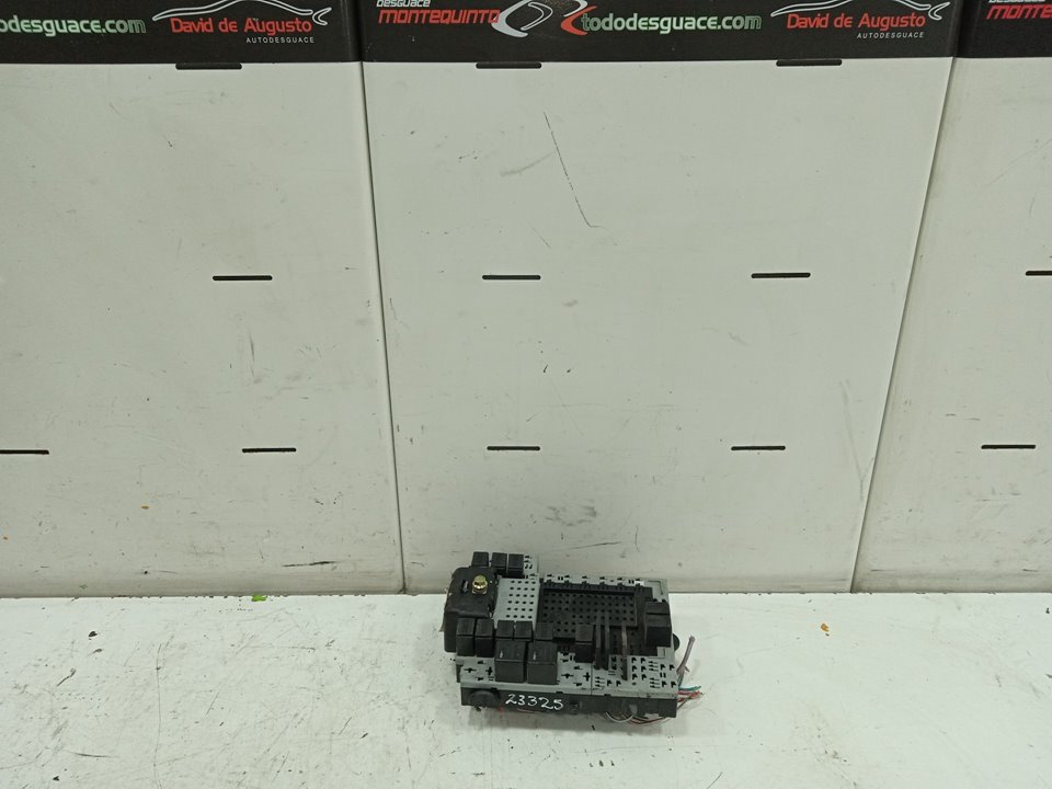 Caja reles / fusibles volvo s60 berlina 2.4 d