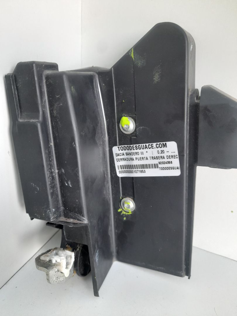 Cerradura puerta trasera derecha dacia sandero iii 