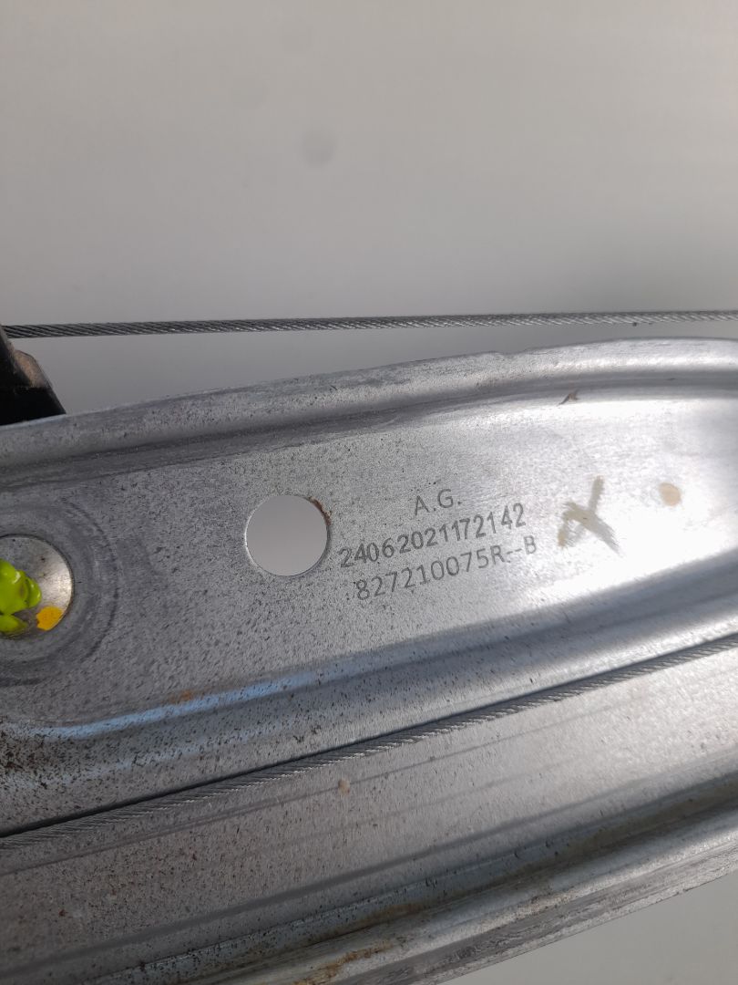 Elevalunas trasero izquierdo dacia sandero iii 