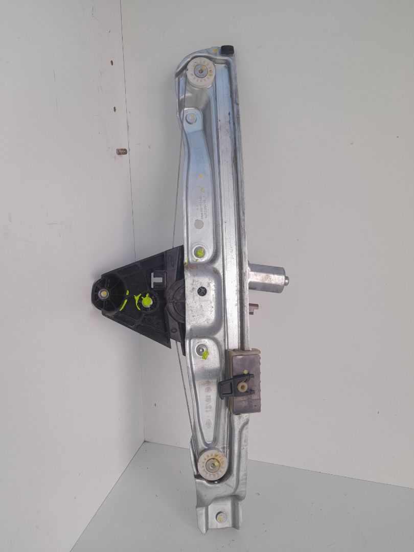 Elevalunas trasero izquierdo dacia sandero iii 