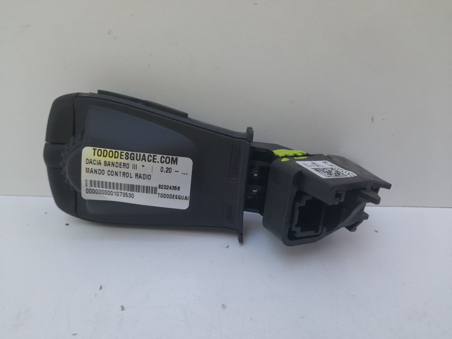 Mando control radio dacia sandero iii 