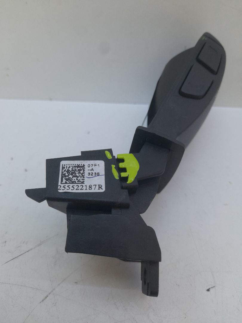 Mando control radio dacia sandero iii 