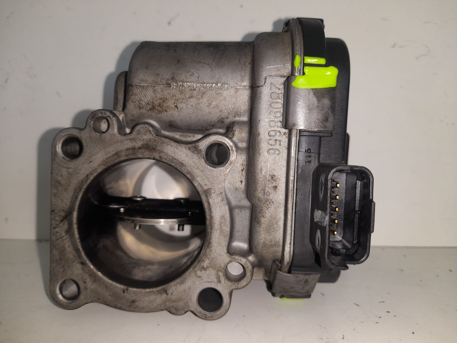 Caja mariposa ford fiesta (cnn) trend