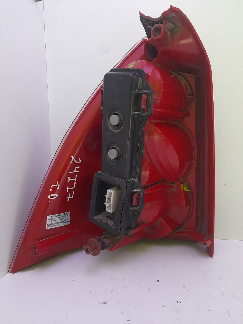 Piloto trasero derecho peugeot 307 break  sw (s1)(04.2002) sw