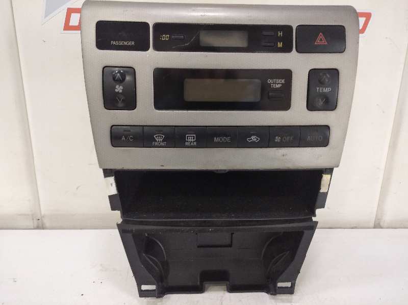 Mando calefaccion / aire acondicionado toyota corolla (e12) 2.0 d4d linea sol berlina
