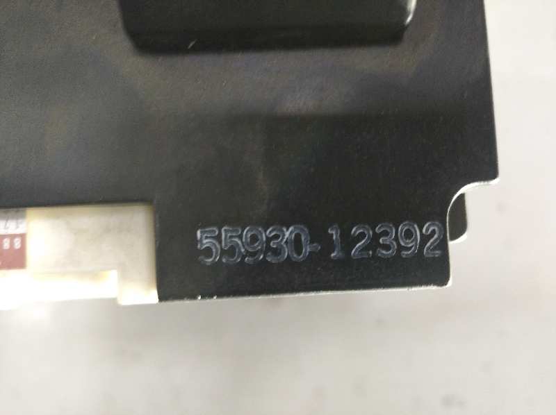 Mando calefaccion / aire acondicionado toyota corolla (e12) 2.0 d4d linea sol berlina