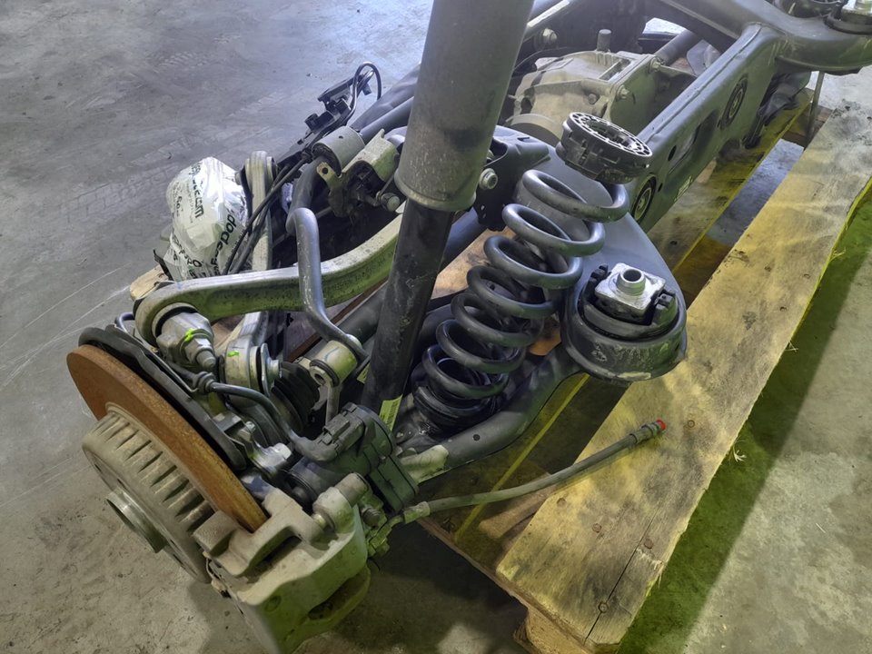 Puente trasero mercedes-benz clase c (bm 205) berlina c 200 d 7gtronic plus (205.00