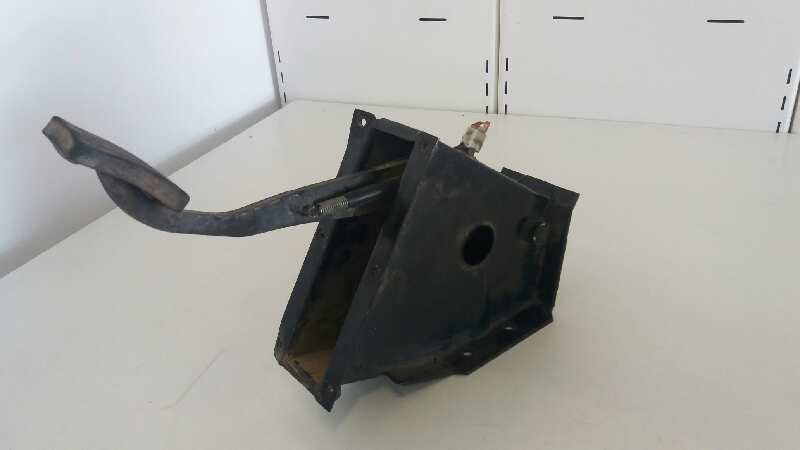 Pedal freno land rover defender (ld)() td5 110 s.w. county (90kw)