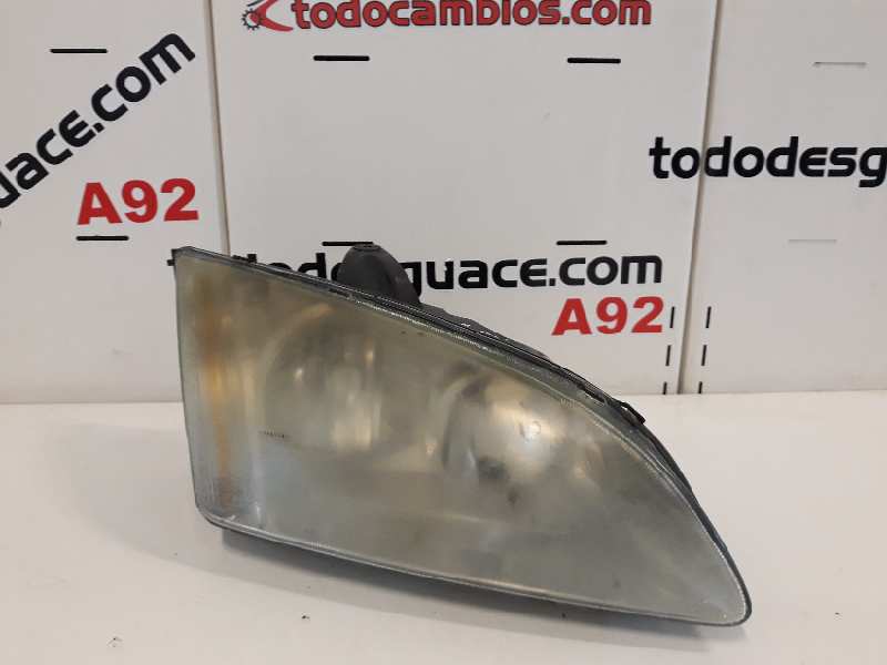 Faro derecho ford focus berlina (cap) ambiente (d)