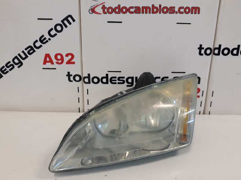 Faro izquierdo ford focus berlina (cap) ambiente (d)