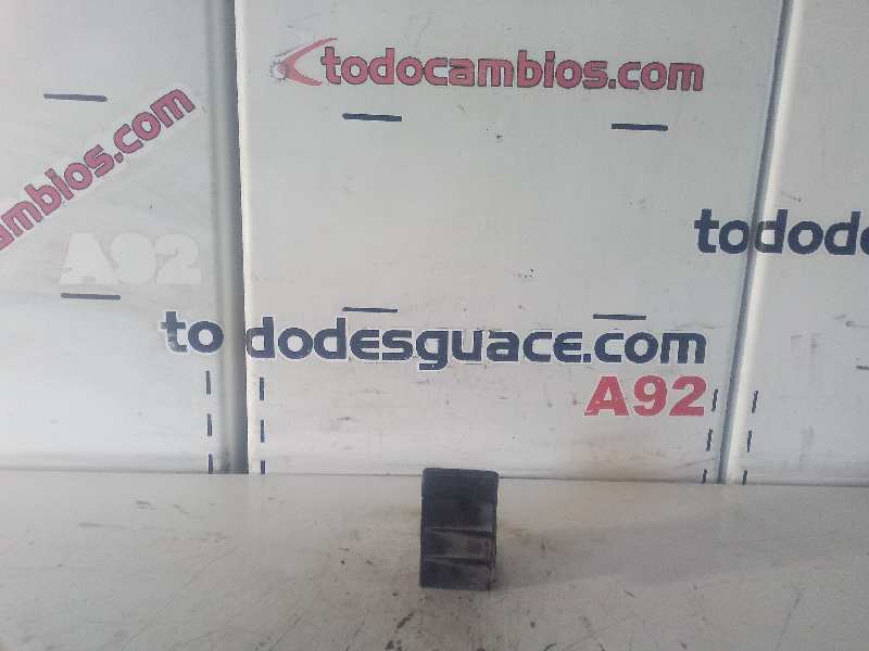 Caja precalentamiento citroen berlingo 1.9 800 d furg.