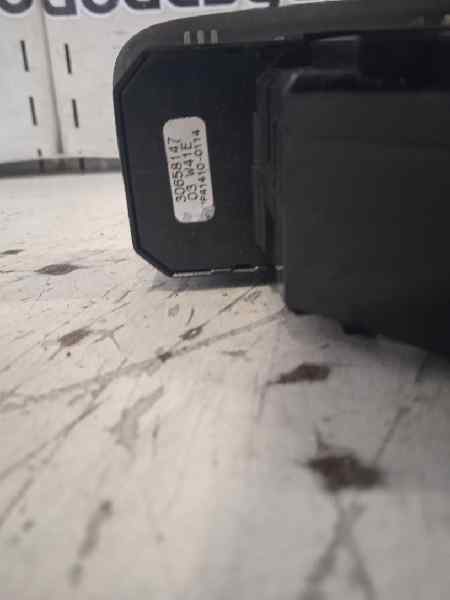 Mando elevalunas delantero derecho volvo xc90 d5 (7 sitze)