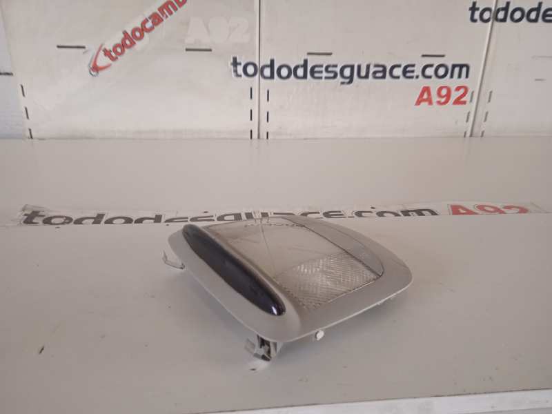 Luz interior mercedes-benz clase gl (bm 164) 320 cdi 4matic (164.822)