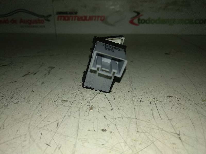 Mando elevalunas trasero derecho skoda octavia berlina (1z3) active