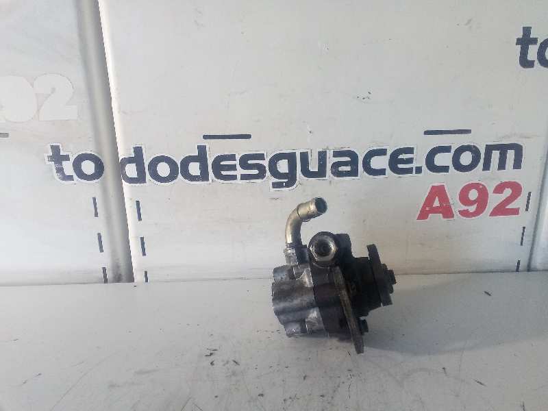 Bomba direccion land rover defender (ld)() 