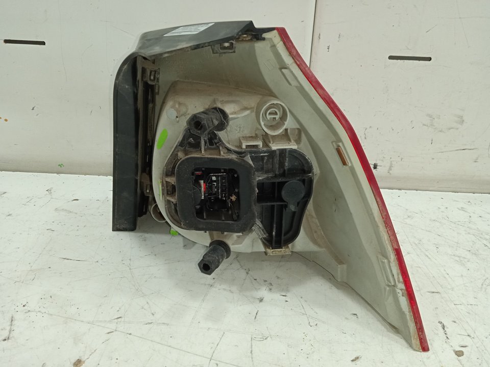 Piloto trasero izquierdo volkswagen golf v (1k1)(10.2003) conceptline (e)