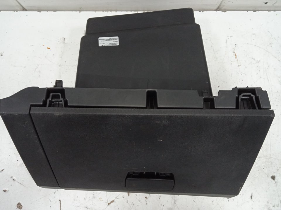 Guantera dacia sandero iii 