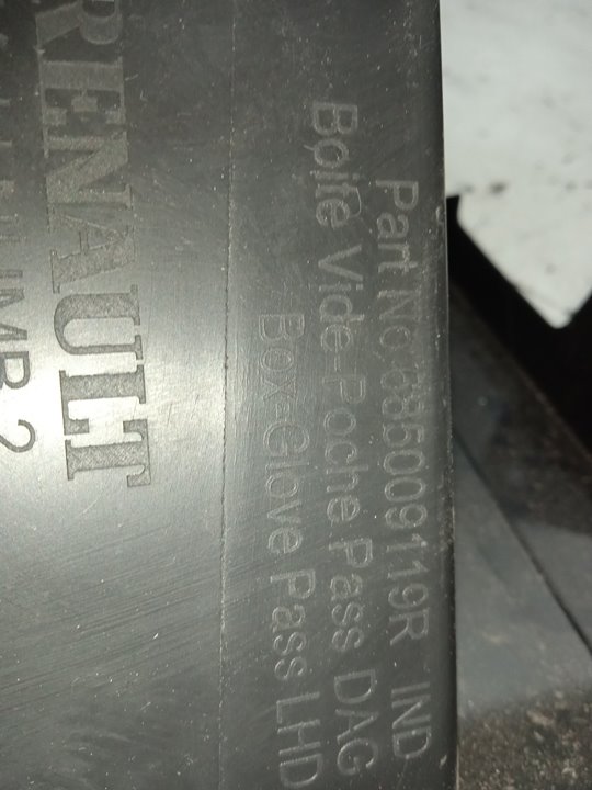 Guantera dacia sandero iii 