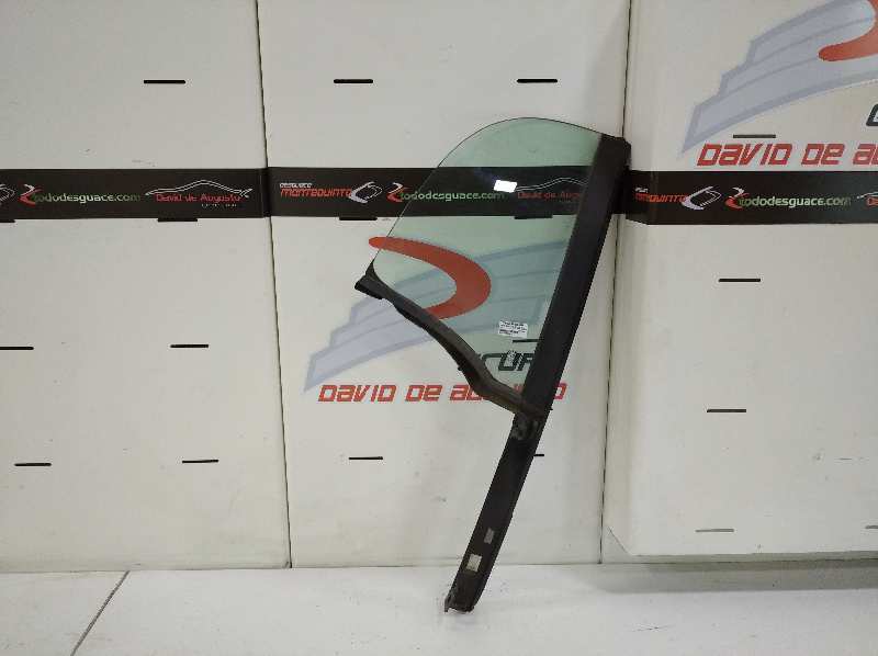Luna custodia delantera derecha smart fortwo coupe mhd 45 urban style (451.334)