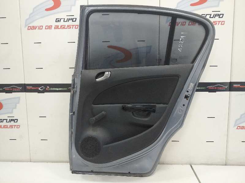 Puerta trasera derecha opel corsa d 111 years