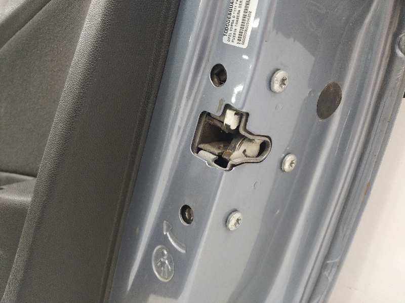 Puerta trasera derecha opel corsa d 111 years