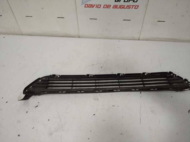 Rejilla paragolpes delantero toyota avensis (t27) advance