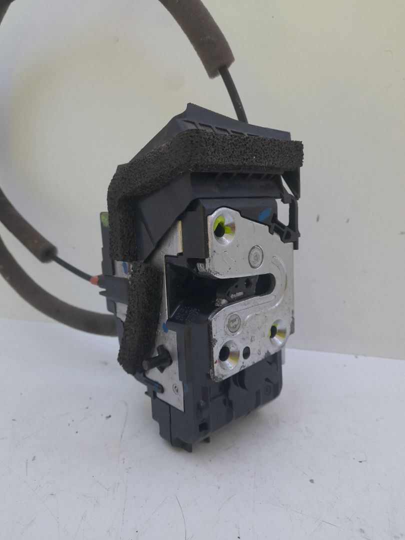 Cerradura puerta trasera derecha nissan qashqai (j11e) 360