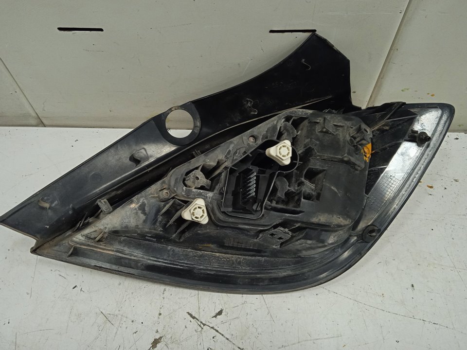 Piloto trasero izquierdo opel astra h berlina cosmo