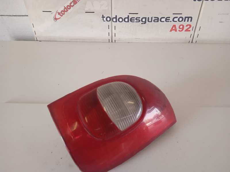 Piloto trasero derecho citroen xsara picasso 1.6 hdi 90 lx plus