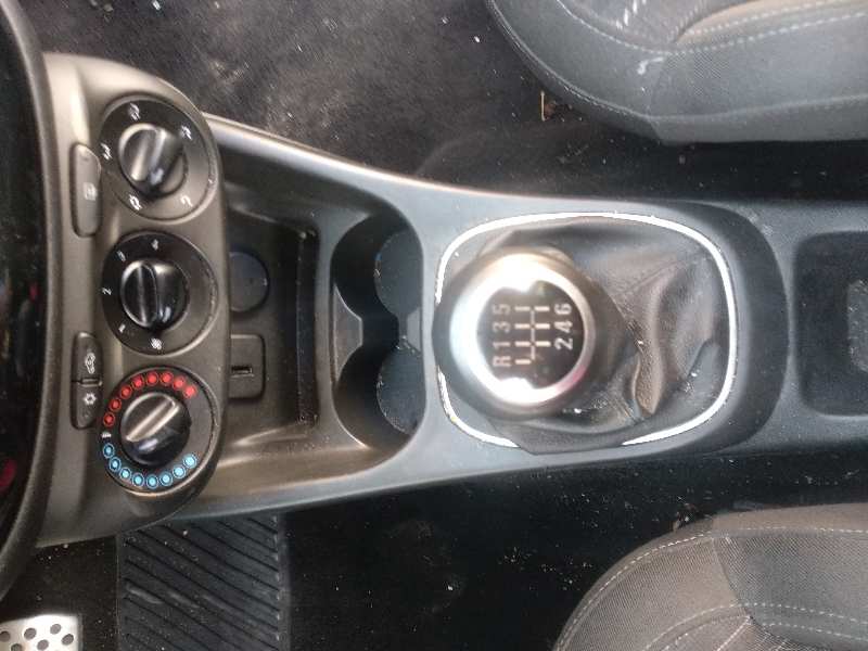  apoyabrazos central   opel corsa e business 1.4