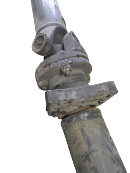 Cardan trasero iveco  no identificado