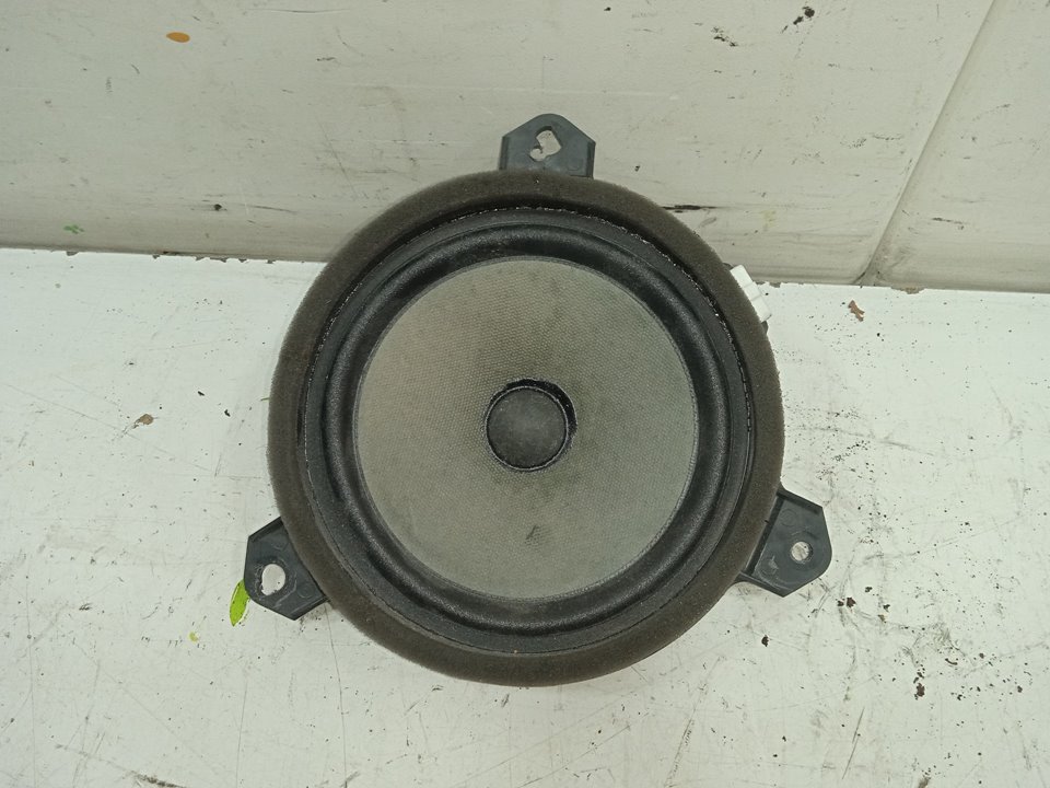 No identificado toyota auris (e18) hybrid active