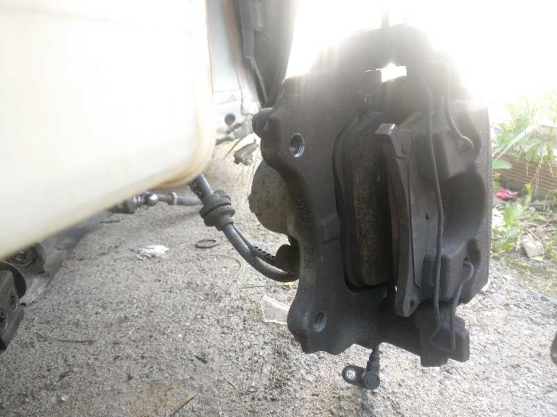  pinza freno delantera izquierda   opel corsa e business 1.4