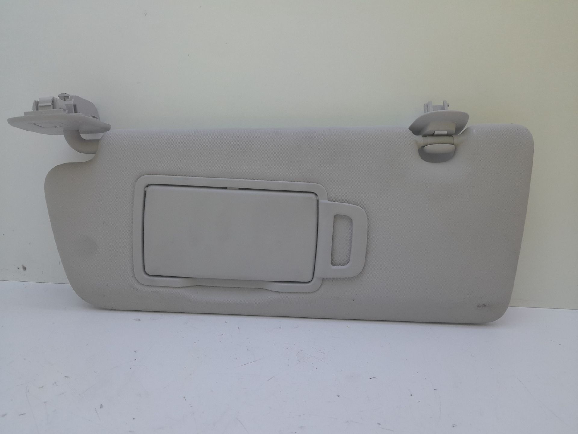 Parasol izquierdo dacia sandero iii 