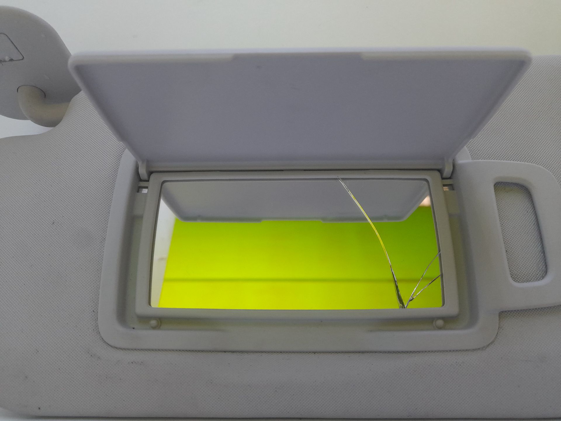 Parasol izquierdo dacia sandero iii 